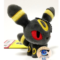 Officiële Pokemon center Umbreon knuffel pokedoll Mocchiri mascot +/- 9cm (2017)